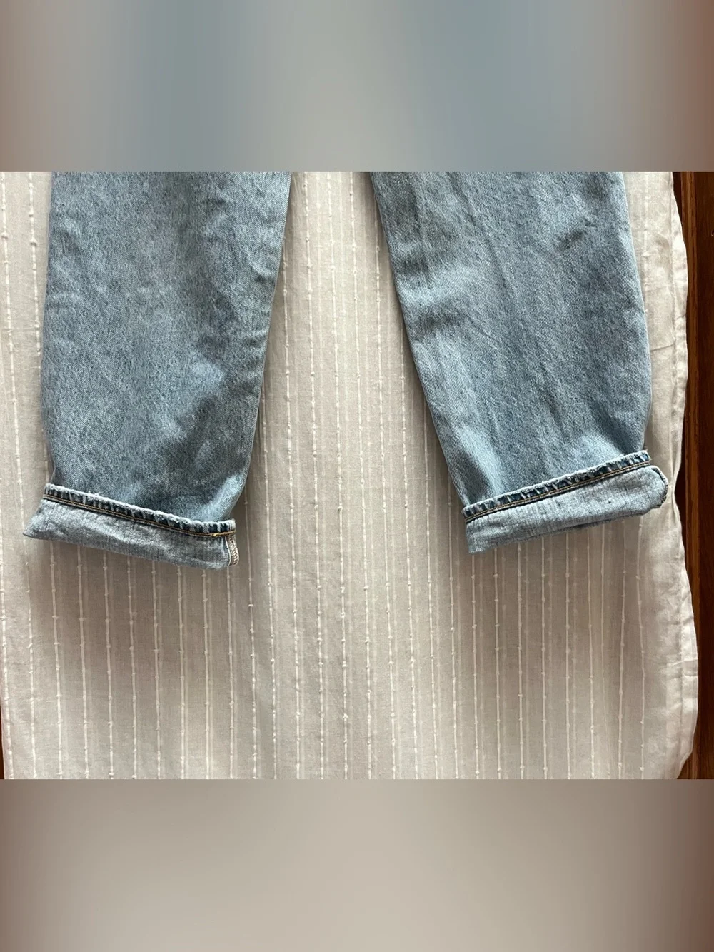 Agolde Light Blue Relaxed Straight Jeans size 26